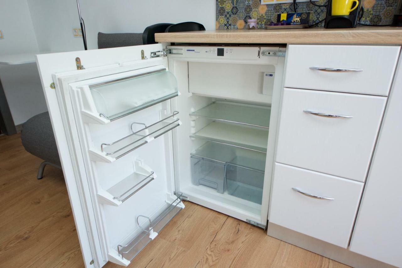 Яскраві Апартаменти √ Wi-Fi √ Кава √ 2Хв П.Олександрія Bila Tserkva Extérieur photo