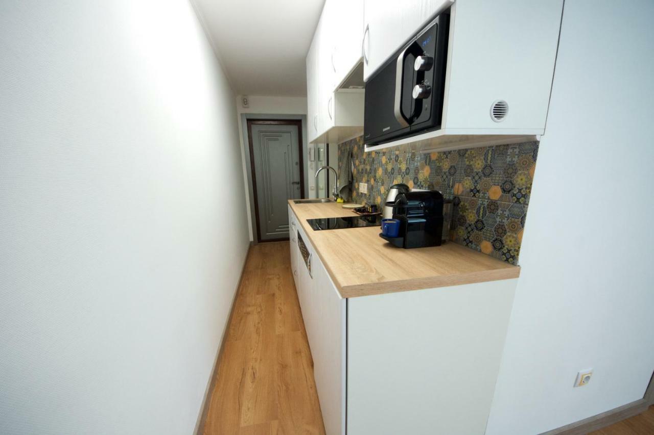 Яскраві Апартаменти √ Wi-Fi √ Кава √ 2Хв П.Олександрія Bila Tserkva Extérieur photo